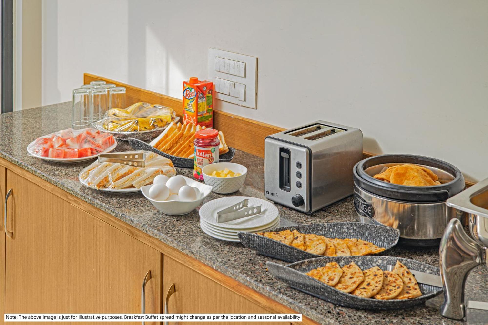 Treebo Galaxy Kings Suites, Hebbal Bangalore Dış mekan fotoğraf