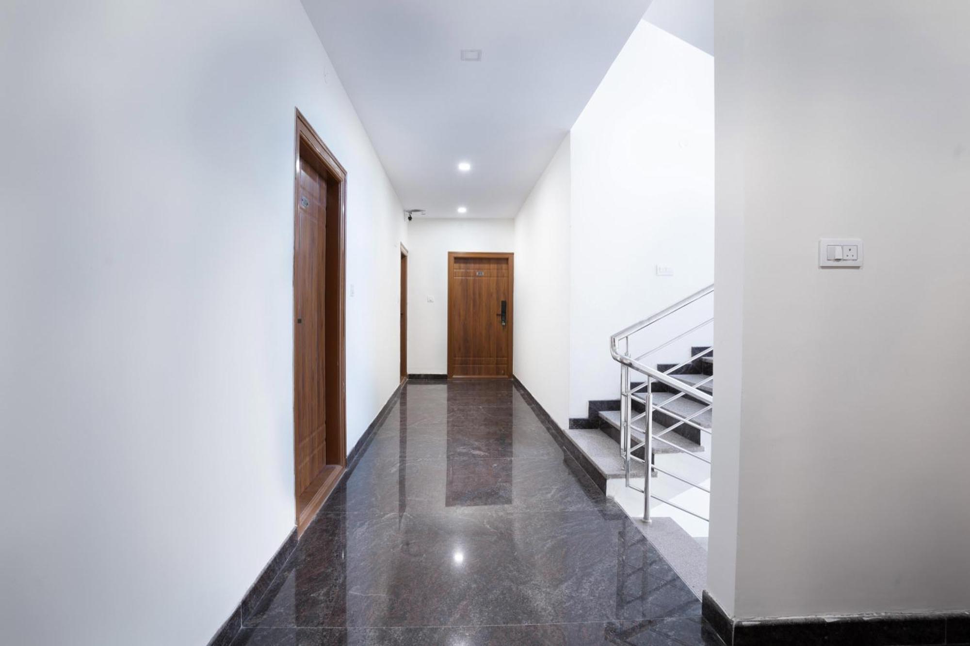 Treebo Galaxy Kings Suites, Hebbal Bangalore Dış mekan fotoğraf