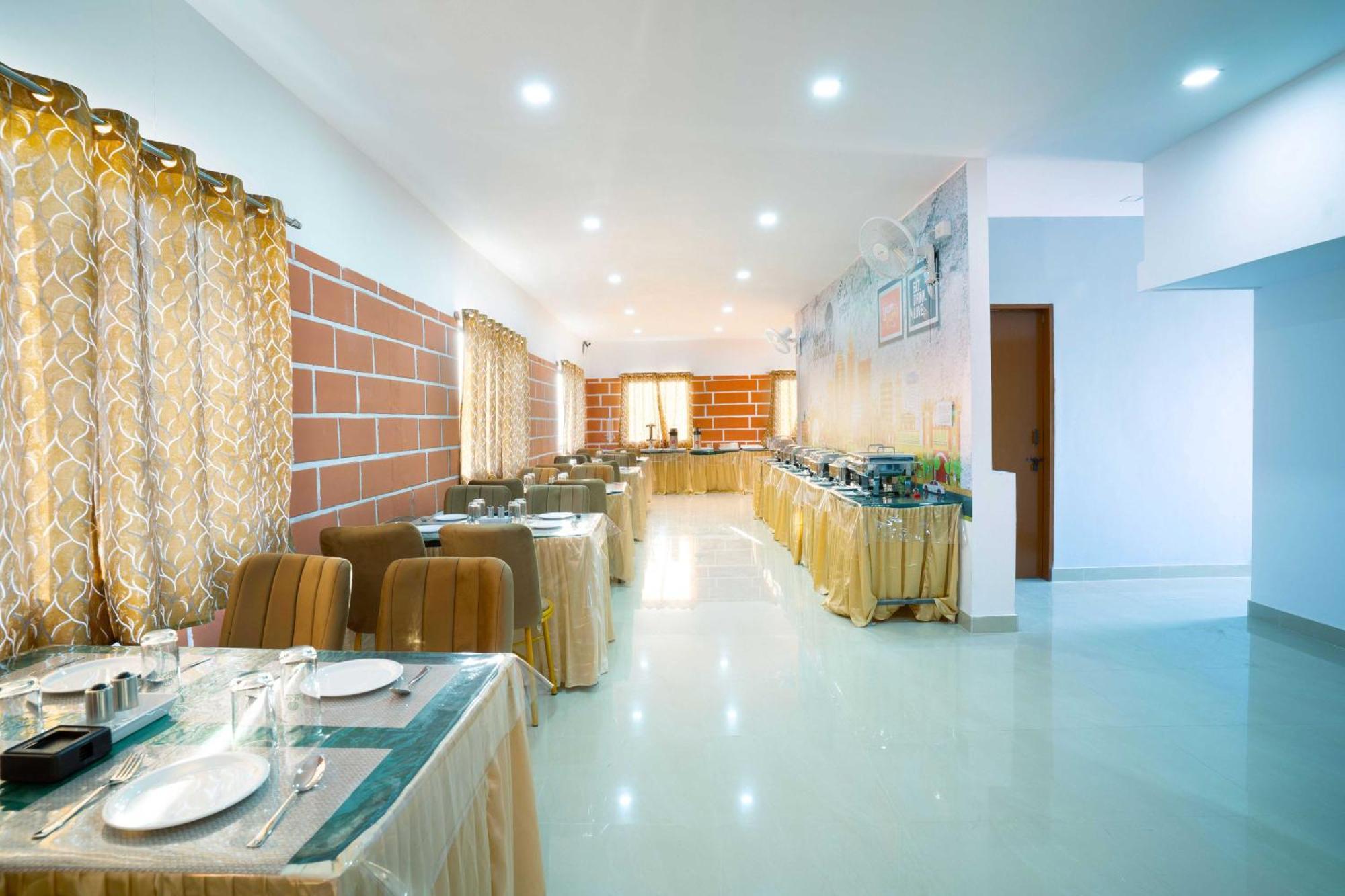 Treebo Galaxy Kings Suites, Hebbal Bangalore Dış mekan fotoğraf