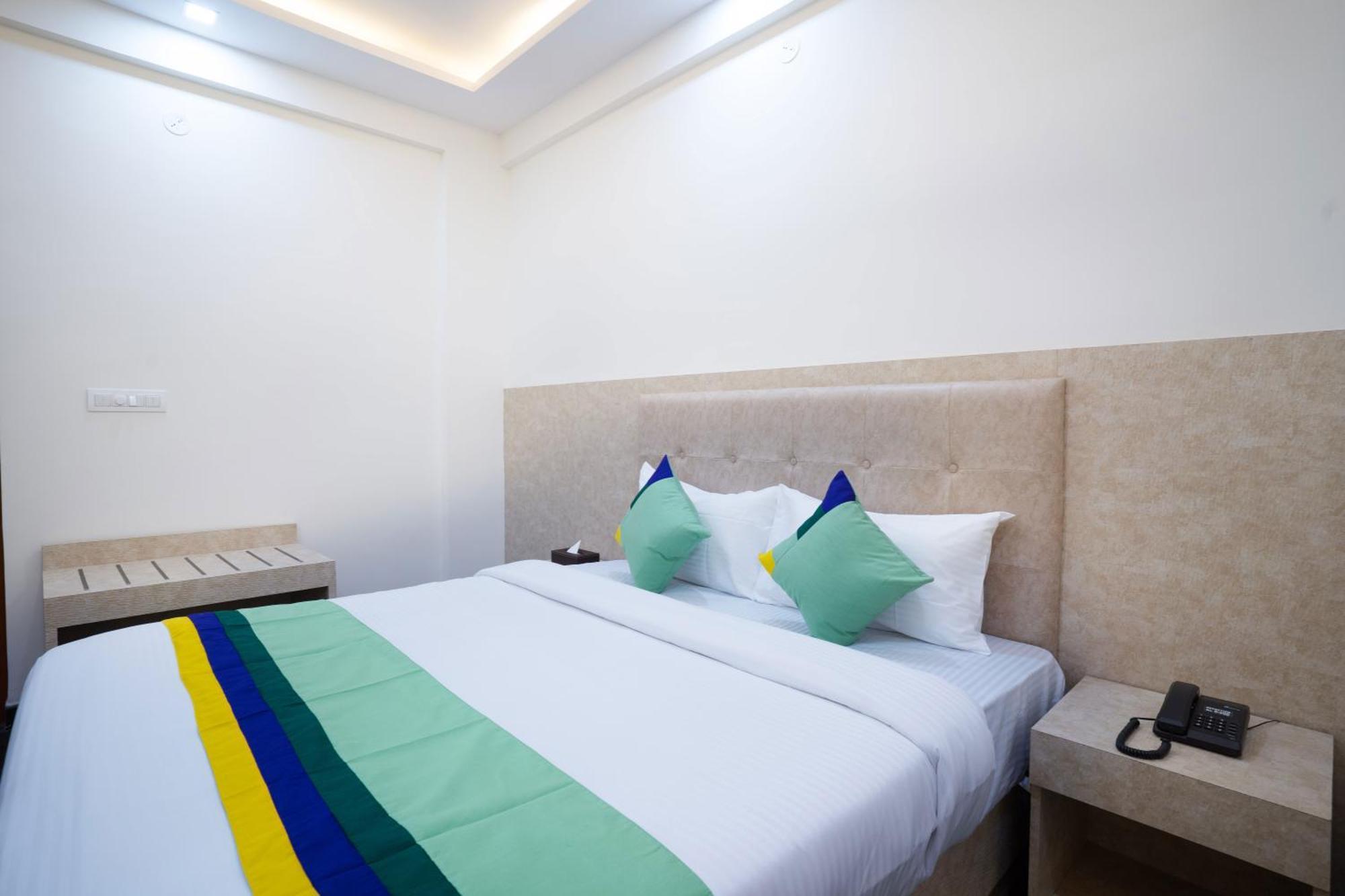 Treebo Galaxy Kings Suites, Hebbal Bangalore Dış mekan fotoğraf