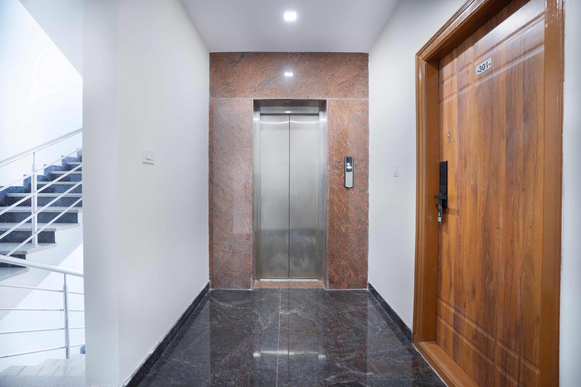 Treebo Galaxy Kings Suites, Hebbal Bangalore Dış mekan fotoğraf