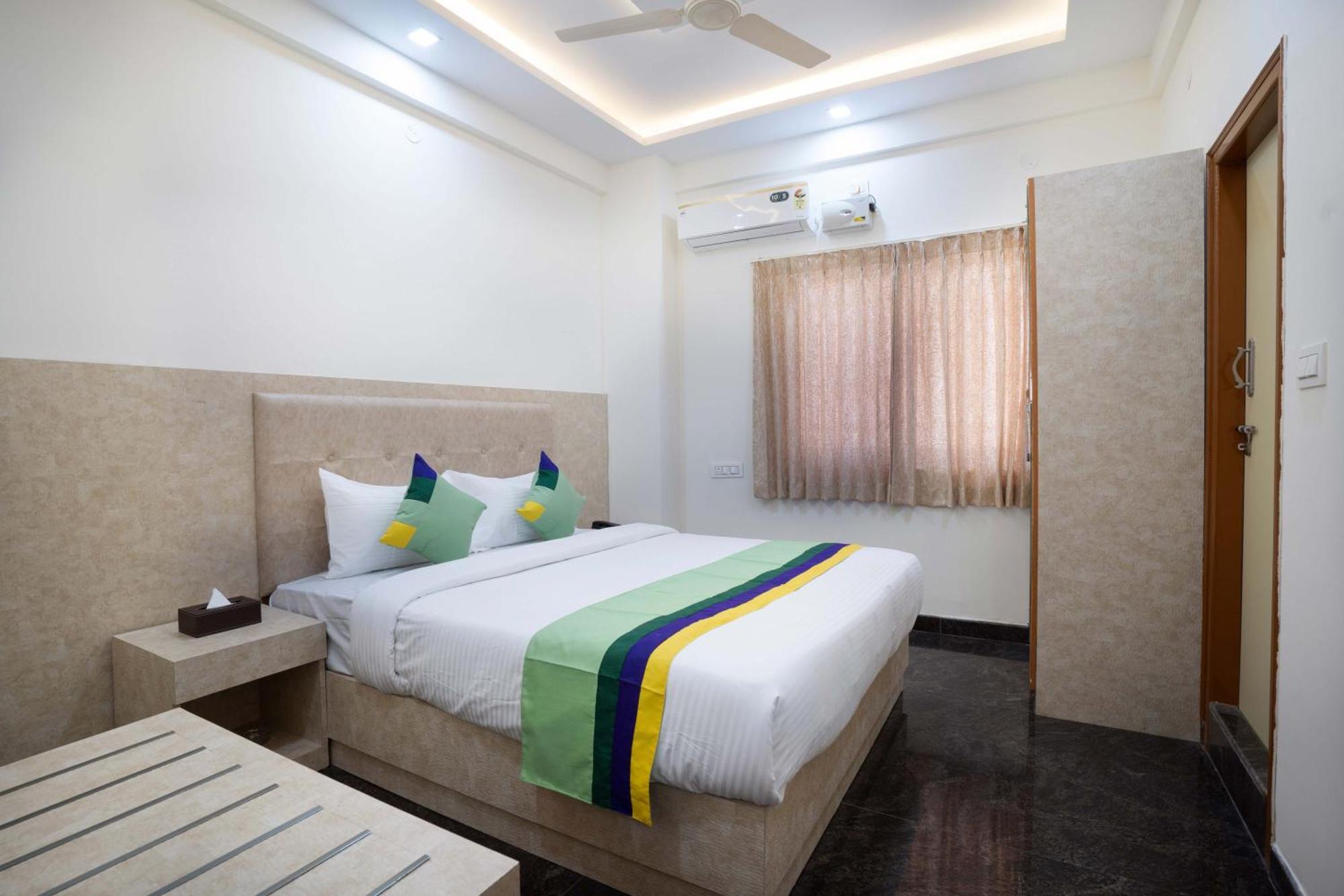 Treebo Galaxy Kings Suites, Hebbal Bangalore Dış mekan fotoğraf